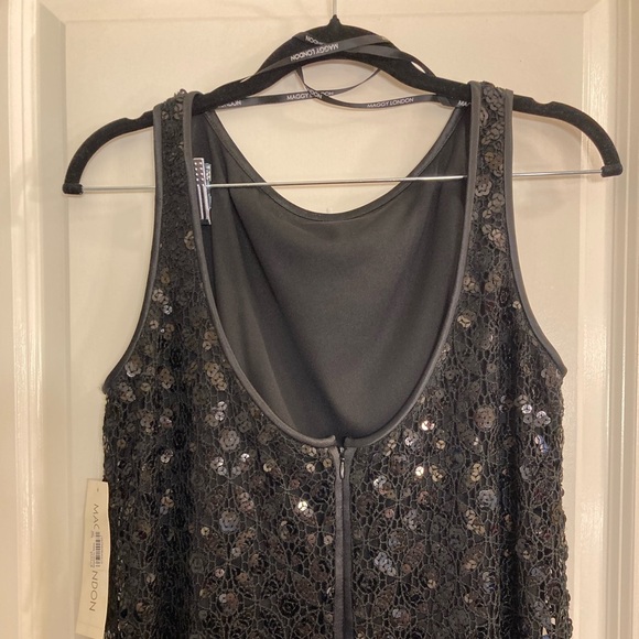Maggy London NWT black sleeveless sequin shift dress with scalloped hem - Picture 5 of 7